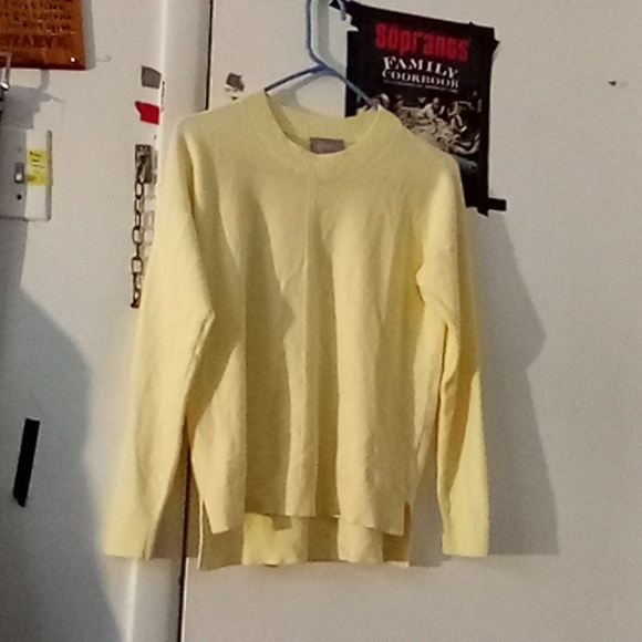 Women's Cyrus collection size small very new color banana yellow popular brand - Picture 11 of 13